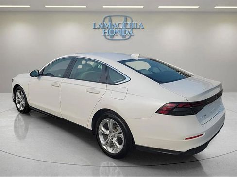 Used 2023 Honda Accord LX image 5