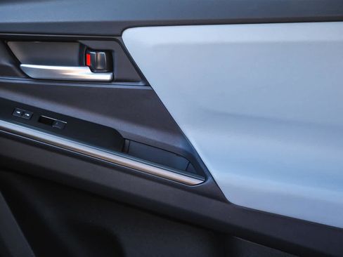 New 2026 Subaru Solterra Premium image 21