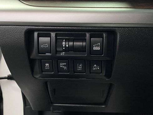 Used 2019 Subaru Outback 2.5i Limited AWD/4WD image 34