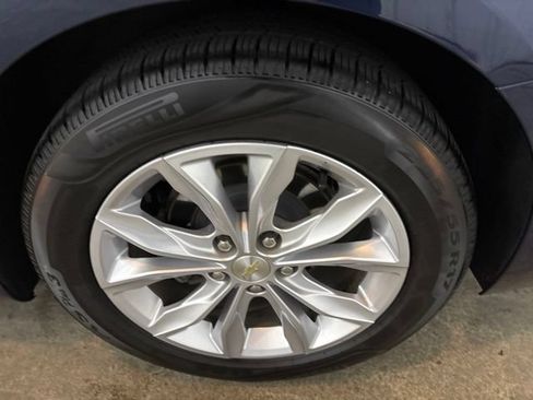Used 2021 Chevrolet Malibu LT FWD image 8