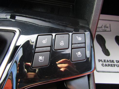 Used 2023 Kia Sportage SX image 15