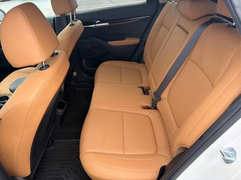 Used 2024 Kia Seltos EX AWD/4WD image 21