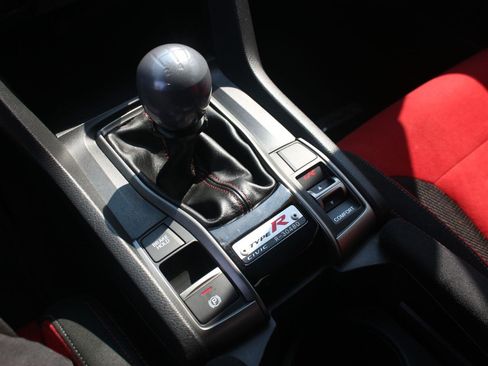 Used 2019 Honda Civic Type R image 34