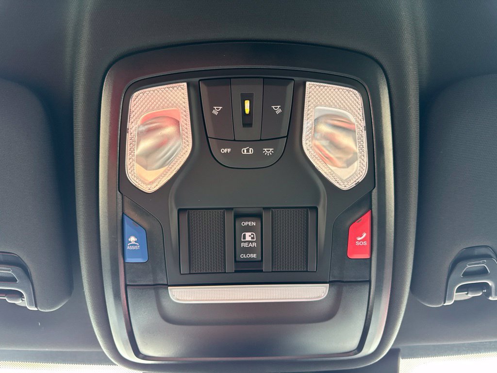 New 2027 RAM 3500 Big Horn AWD/4WD image 22