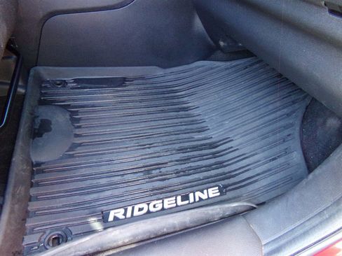 Used 2022 Honda Ridgeline Sport image 39