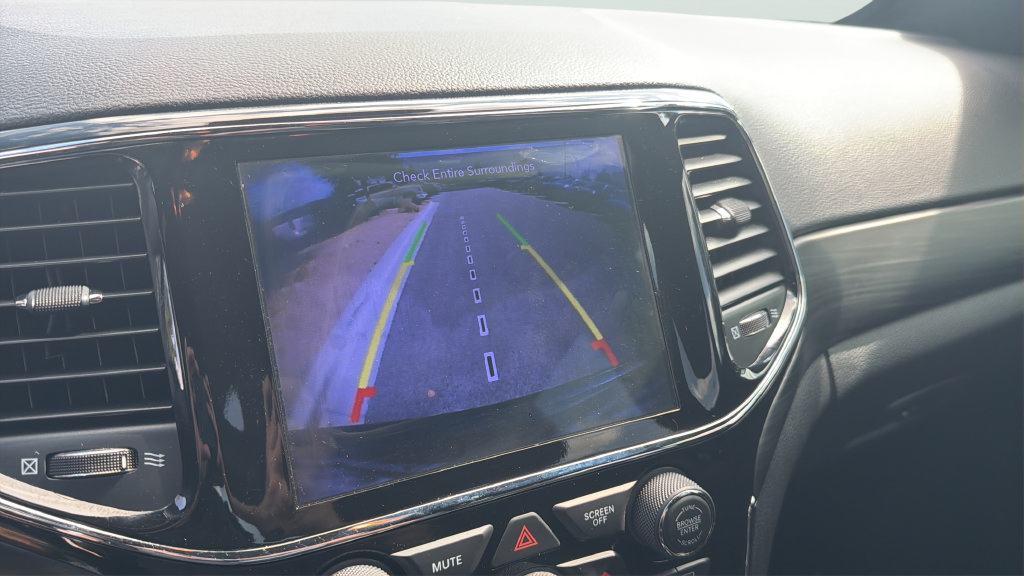 Used 2020 Jeep Grand Cherokee Altitude RWD image 20