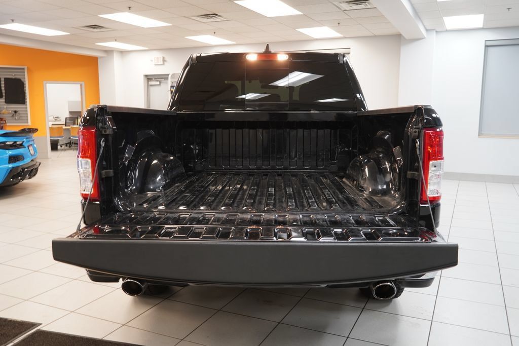 Used 2019 RAM 1500 Big Horn AWD/4WD image 9