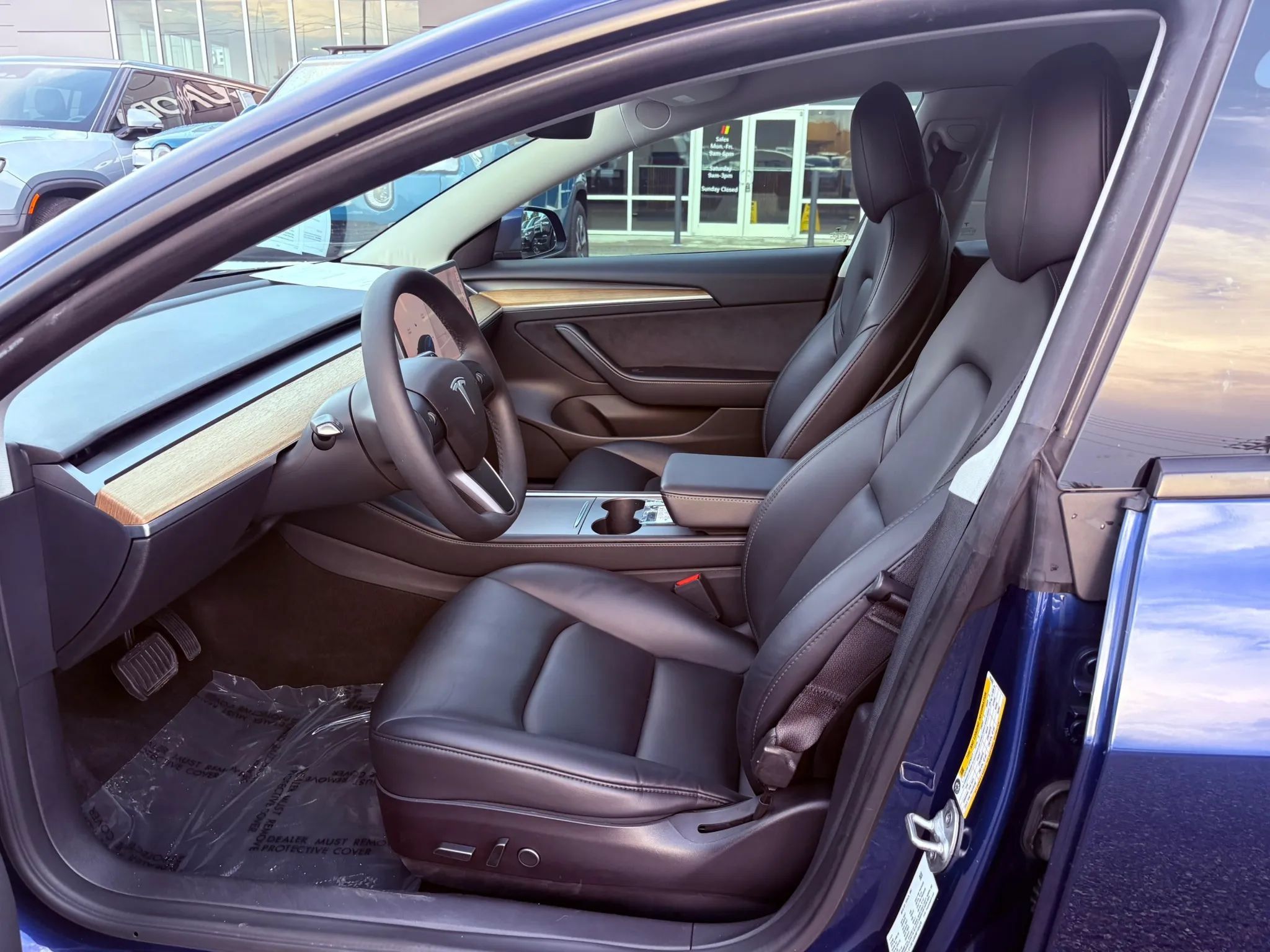 Used 2022 Tesla Model 3 Long Range AWD/4WD image 7