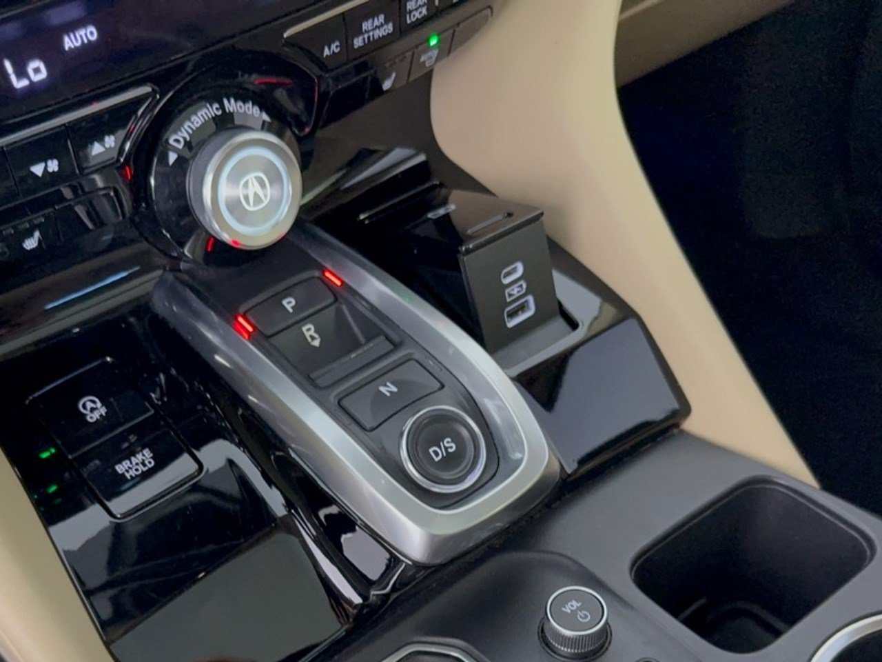 Used 2022 Acura MDX w/ Technology Package AWD/4WD image 21