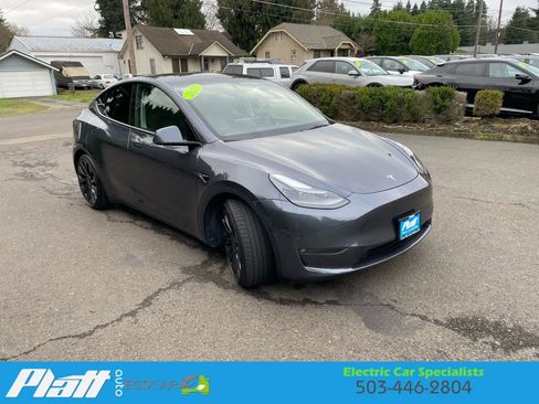 Used 2022 Tesla Model Y Performance image 16