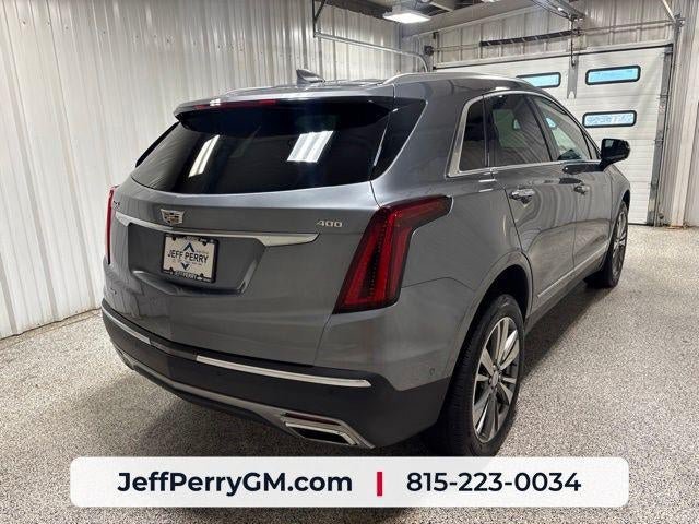 Used 2021 Cadillac XT5 Premium Luxury AWD/4WD image 3