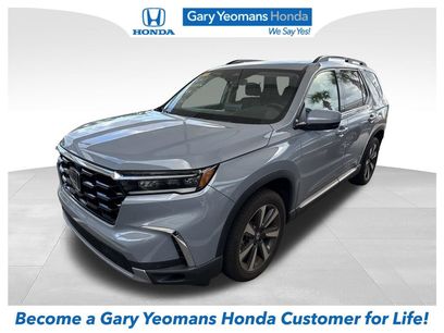 Used 2025 Honda Pilot Touring