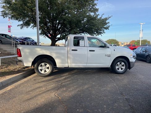 Used 2024 RAM 1500 Classic SLT image 8
