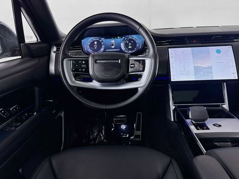 Used 2025 Land Rover Range Rover Autobiography image 22