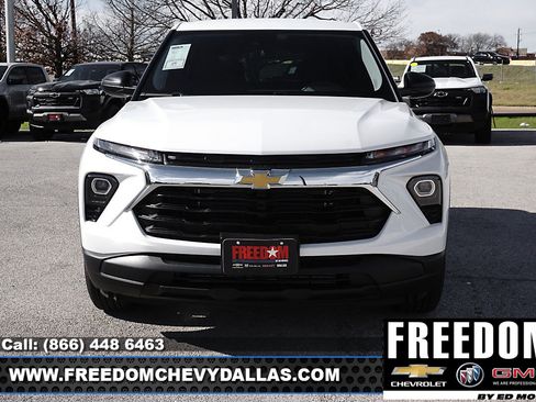 New 2026 Chevrolet TrailBlazer LS w/ LS Convenience Package image 2