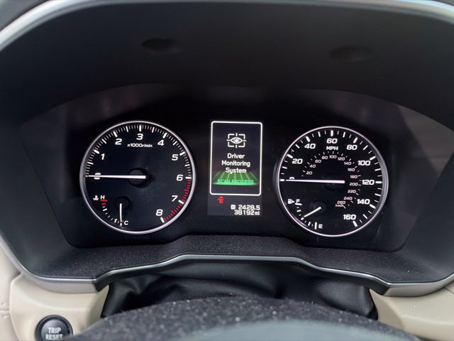Used 2023 Subaru Outback Limited AWD/4WD image 6