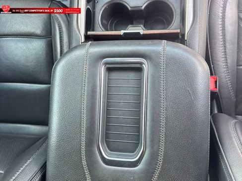 Used 2022 GMC Yukon Denali AWD/4WD image 24