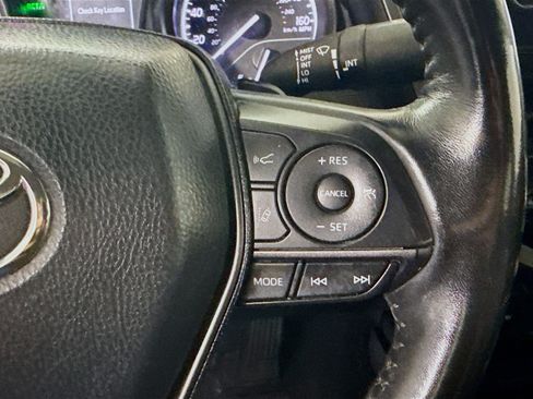 Used 2024 Toyota Camry SE w/ Cold Weather Package FWD image 15