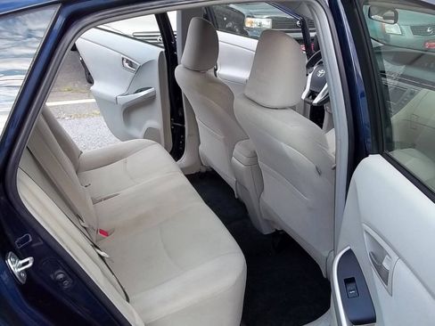Used 2014 Toyota Prius Three FWD image 12