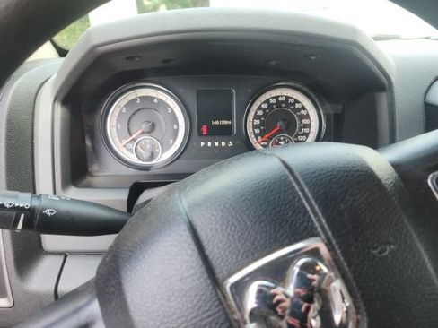 Used 2018 RAM 1500 Express w/ Express Value Package AWD/4WD image 11