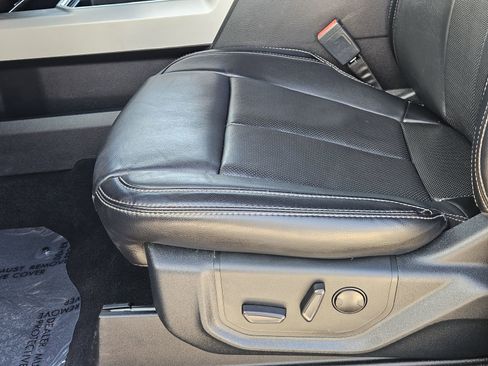 Used 2020 Ford F250 Lariat image 34