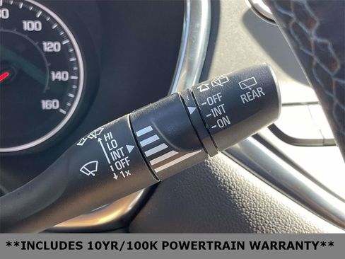 Used 2022 Chevrolet Blazer LT image 23