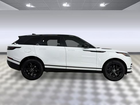 Certified 2026 Land Rover Range Rover Velar Dynamic SE AWD/4WD image 8