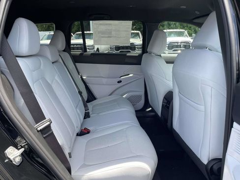 New 2026 Jeep Cherokee Laredo AWD/4WD image 18