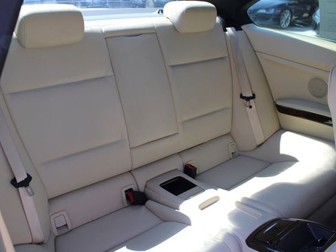 Used 2013 BMW 335i Coupe image 16