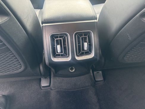 Used 2024 Kia Sorento S image 15