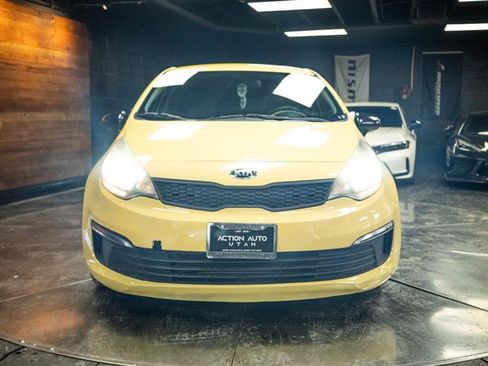 Used 2016 Kia Rio LX w/ Power Package FWD image 4