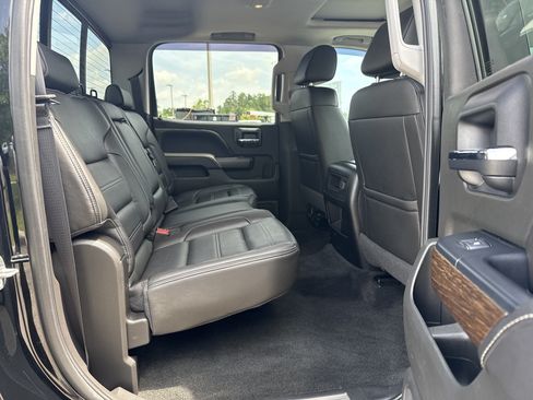 Used 2018 GMC Sierra 1500 Denali w/ Denali Ultimate Package AWD/4WD image 16
