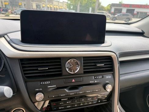Used 2022 Lexus RX 350L Luxury w/ Accessory Package (Z1) FWD image 18