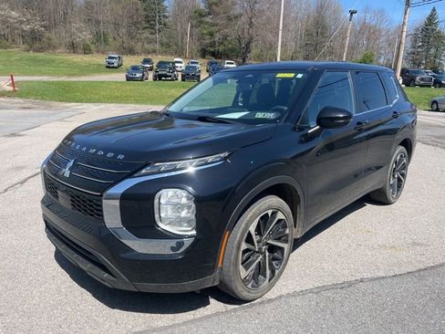 Used 2022 Mitsubishi Outlander ES image 10