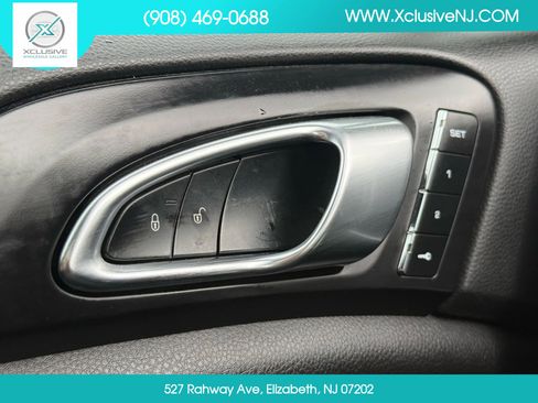 Used 2017 Porsche Cayenne Platinum Edition image 21