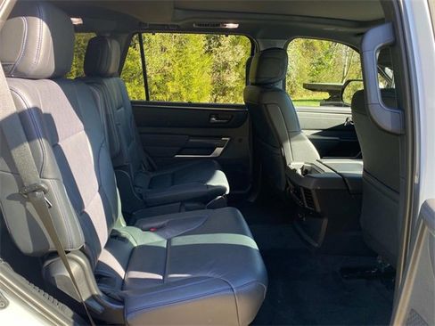 Used 2025 Toyota Sequoia Platinum image 35