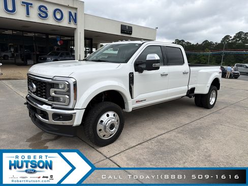 New 2026 Ford F450 Lariat w/ Lariat Ultimate Package AWD/4WD image 2