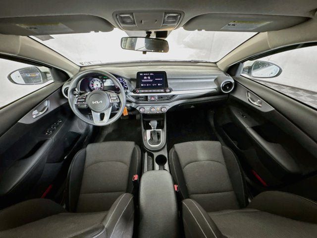 Certified 2023 Kia Forte LXS w/ LXS Technology Package FWD image 28