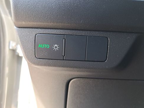 Certified 2024 Audi Q4 e-tron Premium image 28