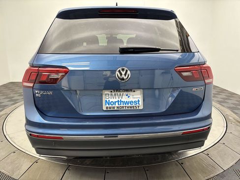 Used 2020 Volkswagen Tiguan SE w/ Panoramic Sunroof Package AWD/4WD image 15