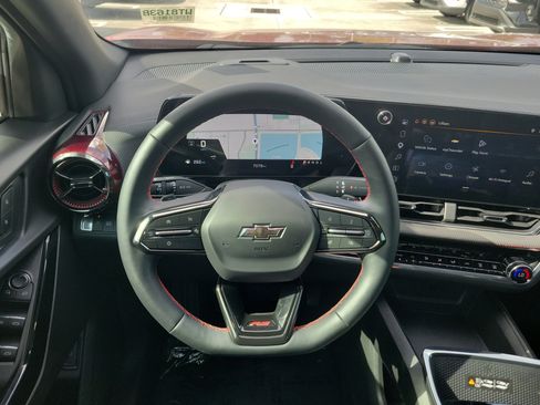 Used 2026 Chevrolet Equinox RS w/ Safety and Technology Package FWD image 18