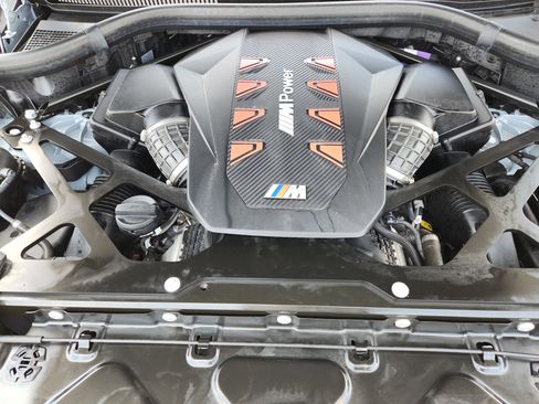 Used 2025 BMW X5 M Competition w/ Executive Package AWD/4WD image 30