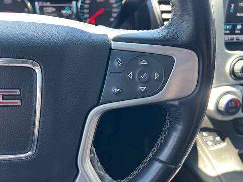 Used 2019 GMC Yukon XL SLT AWD/4WD image 32
