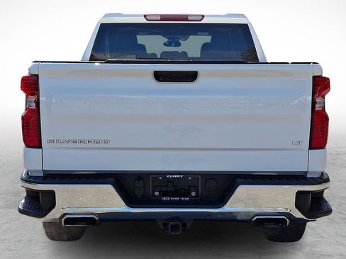 Used 2024 Chevrolet Silverado 1500 LT w/ Z71 Off-Road Package AWD/4WD image 5