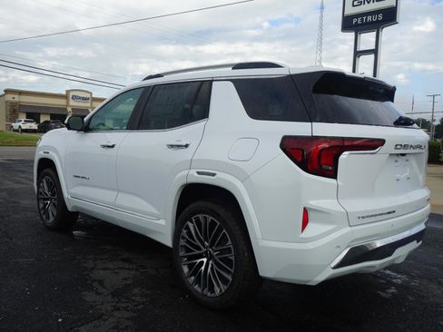 New 2026 GMC Terrain Denali image 3