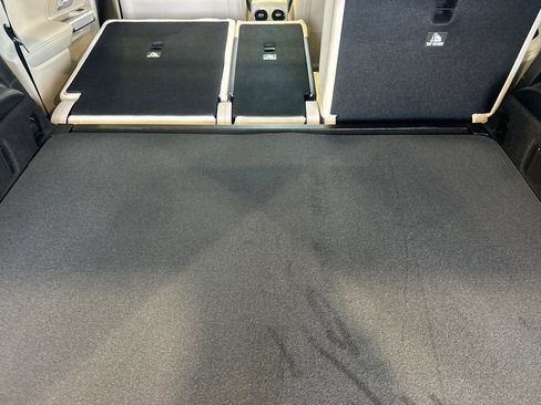 New 2025 Mercedes-Benz GLB 250 4MATIC image 15