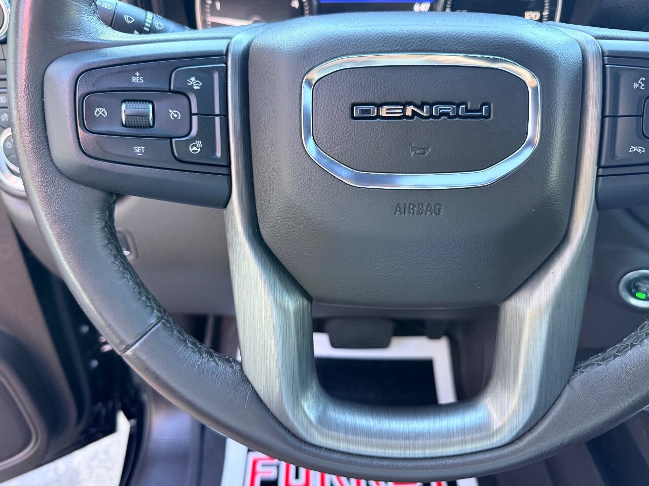 Used 2022 GMC Sierra 3500 Denali w/ Denali Ultimate Package AWD/4WD image 26