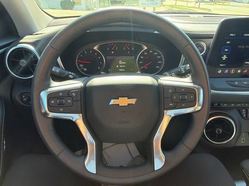 Used 2025 Chevrolet Blazer LT w/ Driver Confidence Package FWD image 22