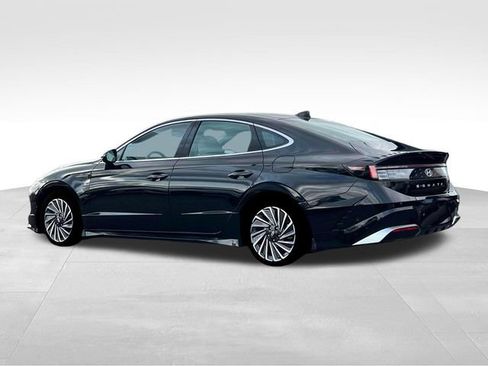 New 2025 Hyundai Sonata Limited image 4