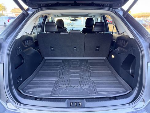 Used 2017 Ford Edge SEL w/ Equipment Group 201A image 16